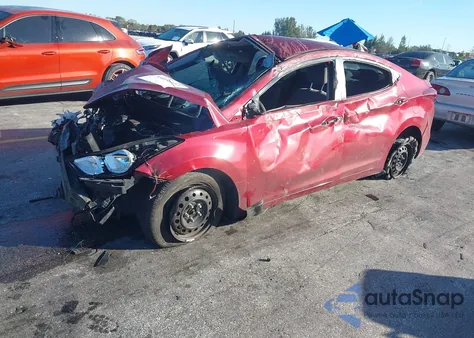 2016 Hyundai Elantra Se z USA, uszkodzony, nr VIN 5NPDH4AE2GH734373